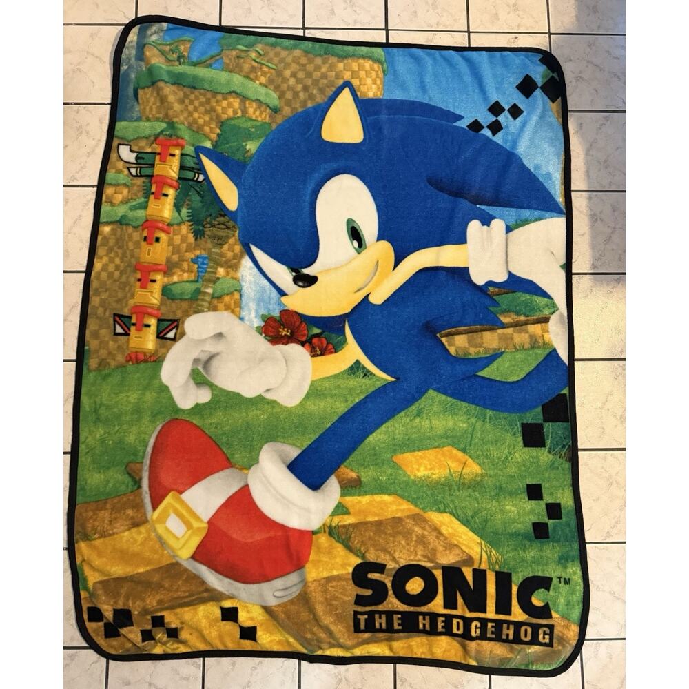 Sonic The Hedgehog Plush Blanket 56”x44”